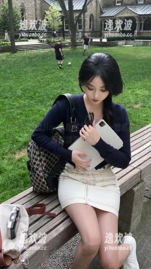 五一吃瓜 ios小程序上线,五一吃瓜官网陪你躺着吃瓜!