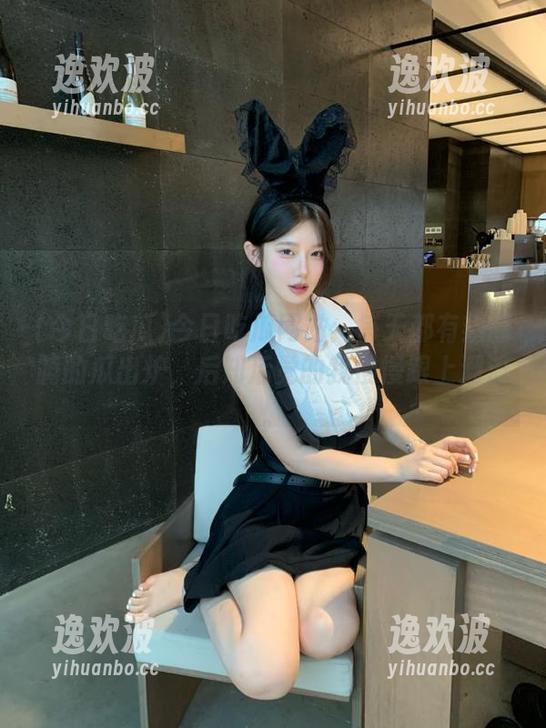 今日吃瓜网站：每天都有热腾腾的瓜出炉，后知后觉的我慢慢跟上潮流。