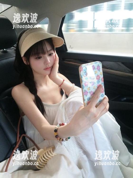 吃瓜天堂苹果版：告别孤单，快来谱写属于你的《吃瓜情书》！