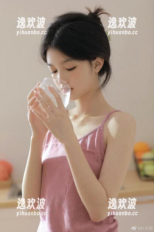 朝阳遍地的花和草，在线感受吃瓜网的风情万种