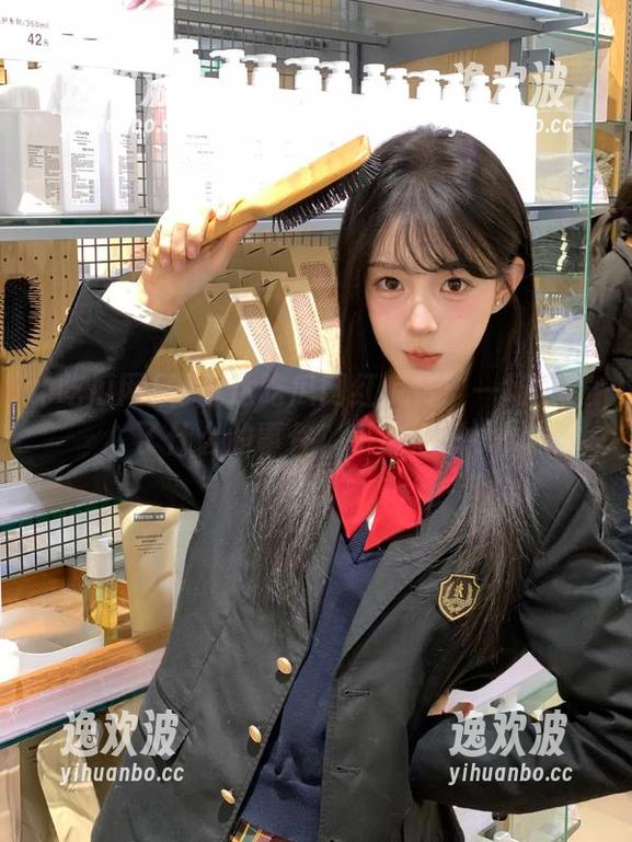 吃瓜网红 直达吃瓜网红疯传:一场上演了什么的事件,手动点赞!