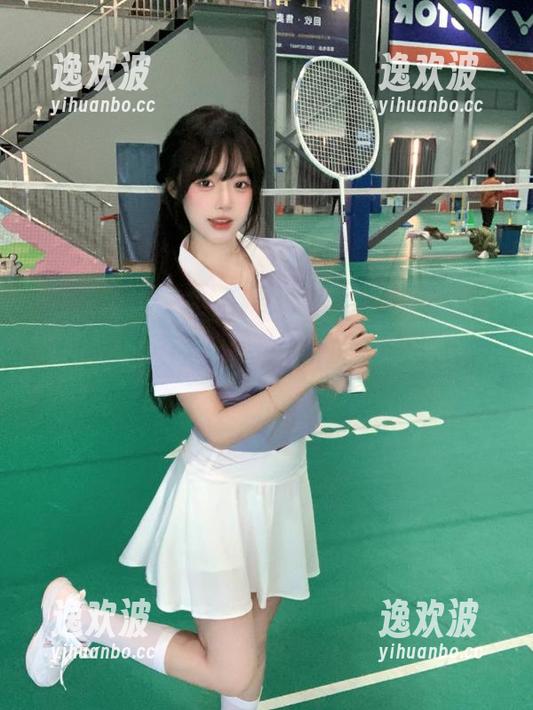 在“明星黑料”网站上滑动的时候，仿佛不经意间就成了“社交侦探”，有点小兴奋呢…