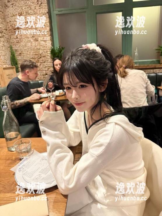 口袋里的网爆黑料，下载就能随机遇到震撼黑料，两只手根本不够用！