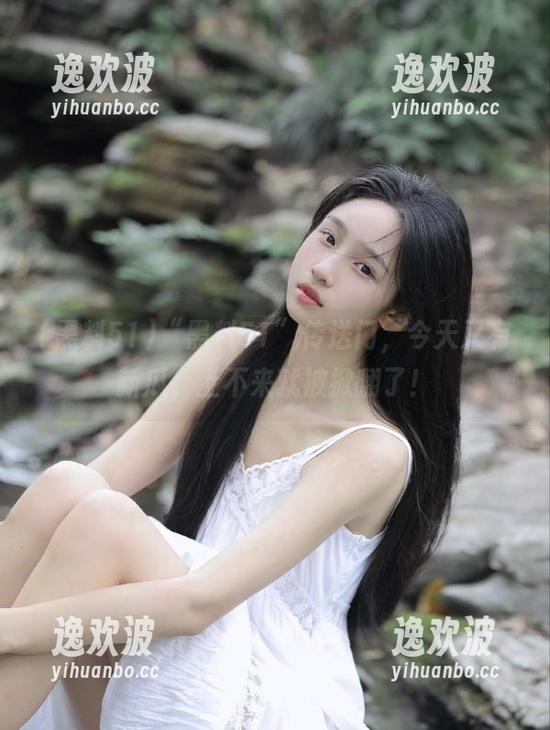 “黑料51”传送门，今天又有新瓜，上不来就被掀翻了！