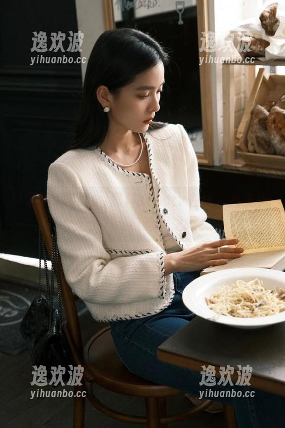 黑料soootv 黑料soootv在线,指尖游走于八卦与迷雾之间。