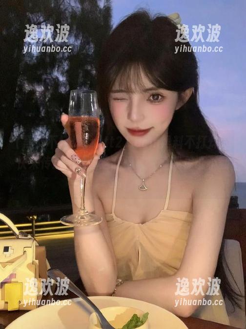 zztt21.ccm黑料不打烊，快来传送门给你送‘惊喜’，我保证不翻车！