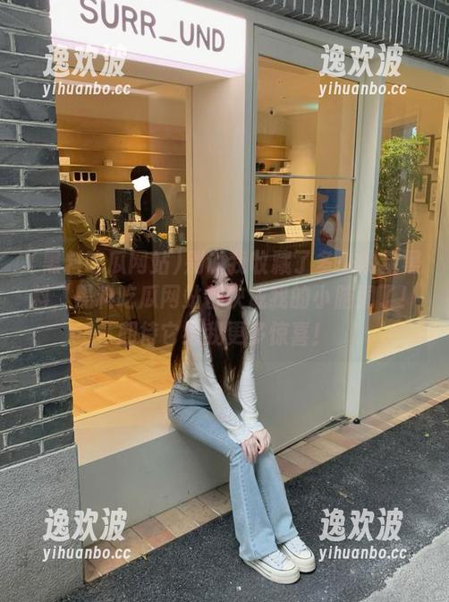 黑料吃瓜网站 别说我收藏了多少明星黑料,黑料吃瓜网站都快成我的小脑洞了!期待它给我更多惊喜!