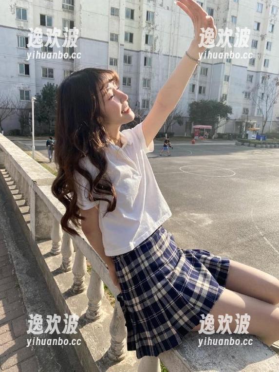 黑料在线，瓜田李下，直播你的尴尬时刻！