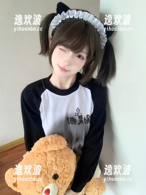自己追的zztt黑料社剧情，就聊得稍微隐晦点，得好好收藏，嘻嘻。