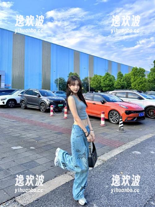 黑料社APP最新大更新，信息量大到让人忍不住多划几圈！