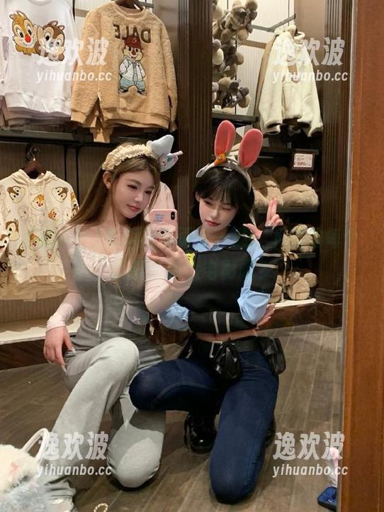 黑料社首页走一遭，下载的每个瓜都能拍个电影吧？